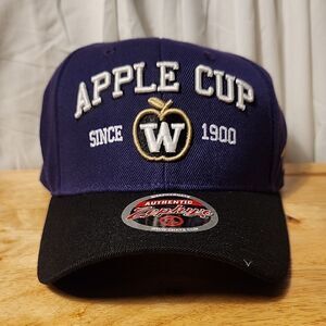 Zephyr Apple Cup Purple and Black Cap